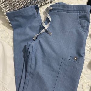 FIGS Scrubs skinny pants